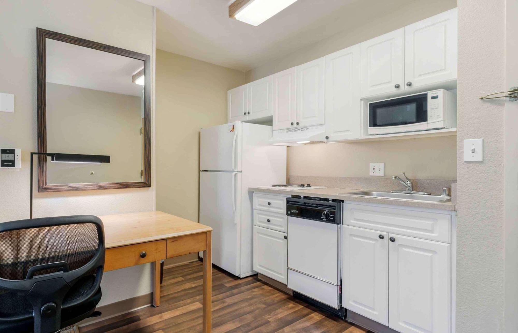 Extended Stay America Suites - Pleasanton - Chabot Dr מראה חיצוני תמונה