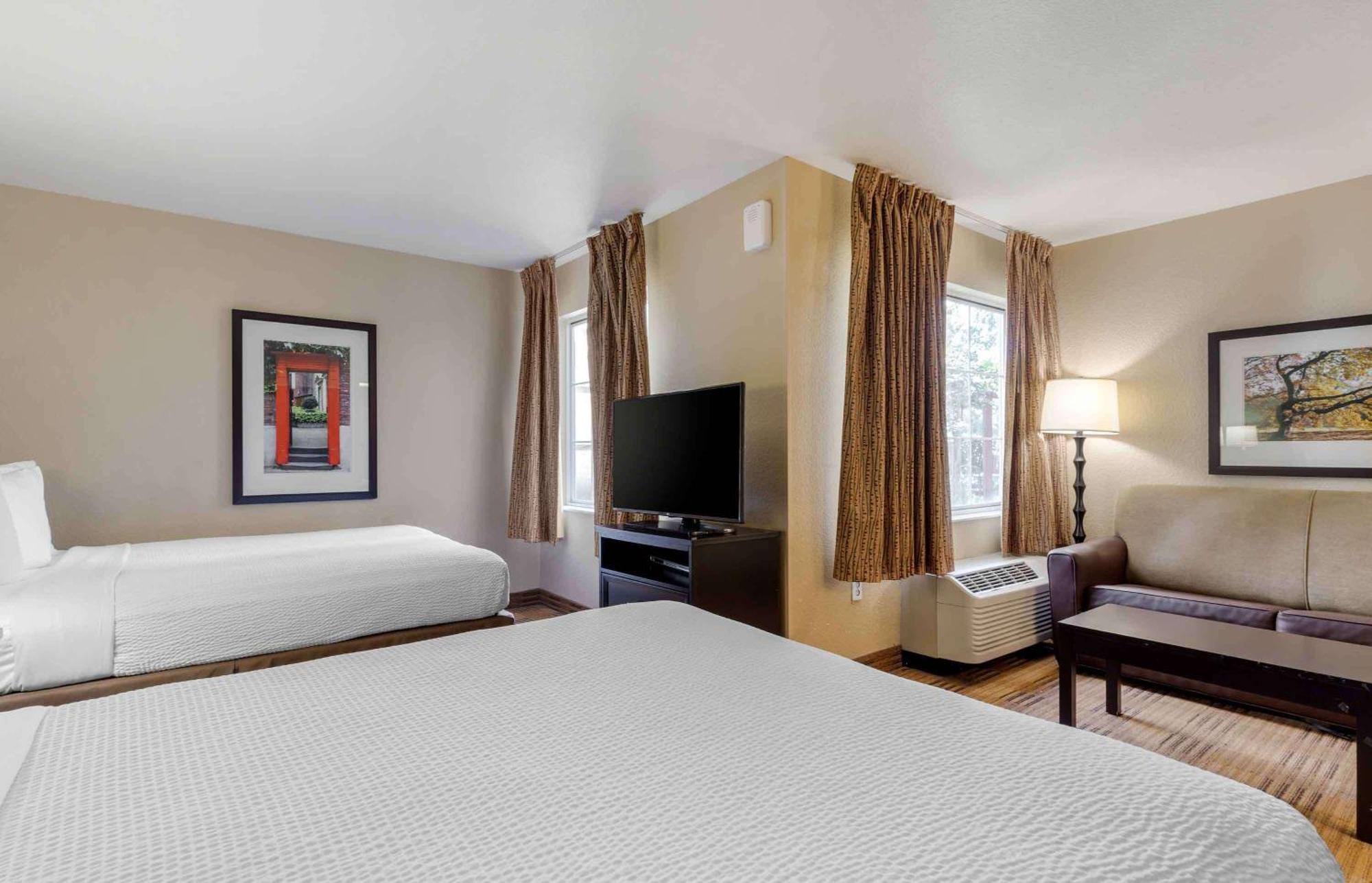 Extended Stay America Suites - Pleasanton - Chabot Dr מראה חיצוני תמונה
